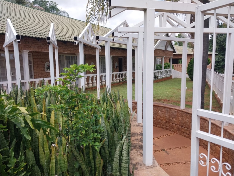 5 Bedroom Property for Sale in Cashan North West